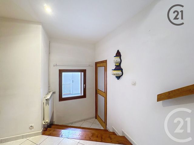 Appartement F2 à louer - 2 pièces - 72.0 m2 - SENS - 89 - BOURGOGNE - Century 21 Martinot Immobilier