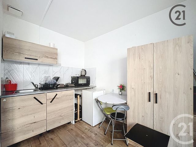 Appartement Studio à vendre - 1 pièce - 14.0 m2 - SENS - 89 - BOURGOGNE - Century 21 Martinot Immobilier