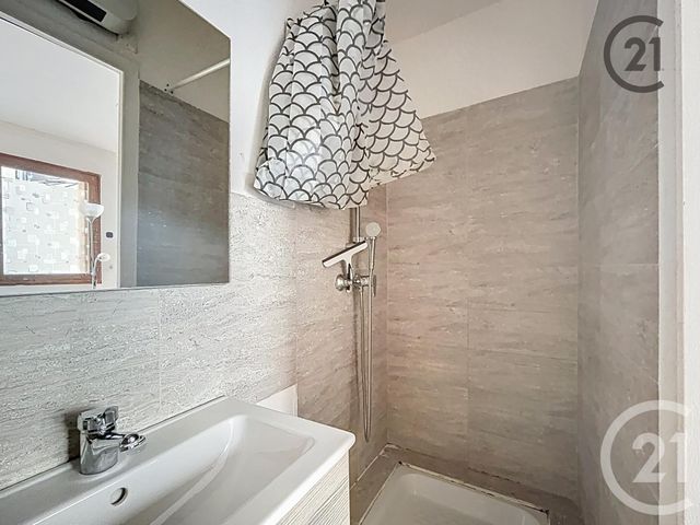 Appartement Studio à vendre - 1 pièce - 14.0 m2 - SENS - 89 - BOURGOGNE - Century 21 Martinot Immobilier