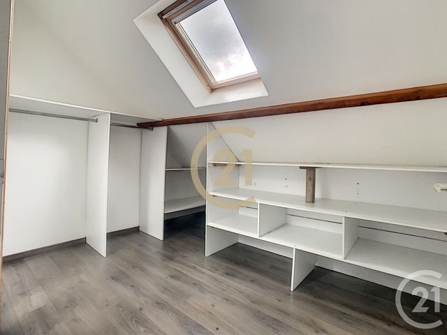 Appartement F4 à louer - 4 pièces - 69.5 m2 - PONT SUR YONNE - 89 - BOURGOGNE - Century 21 Martinot Immobilier