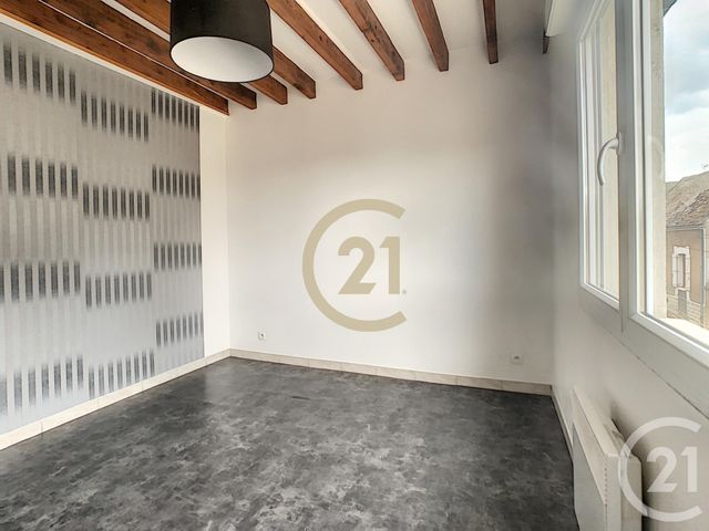 Appartement F4 à louer - 4 pièces - 69.5 m2 - PONT SUR YONNE - 89 - BOURGOGNE - Century 21 Martinot Immobilier