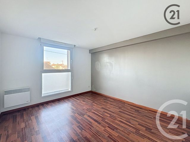 Appartement F4 à louer - 4 pièces - 99.0 m2 - SENS - 89 - BOURGOGNE - Century 21 Martinot Immobilier