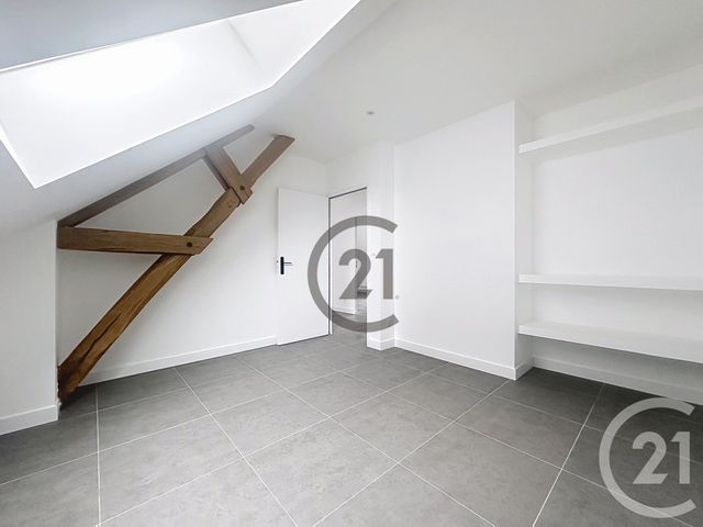 Appartement à louer - 4 pièces - 100.98 m2 - ST CLEMENT - 89 - BOURGOGNE - Century 21 Martinot Immobilier