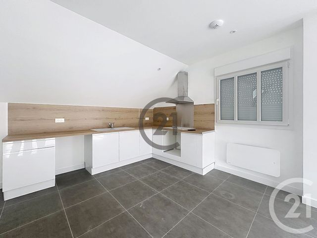 Appartement à louer - 4 pièces - 100.98 m2 - ST CLEMENT - 89 - BOURGOGNE - Century 21 Martinot Immobilier
