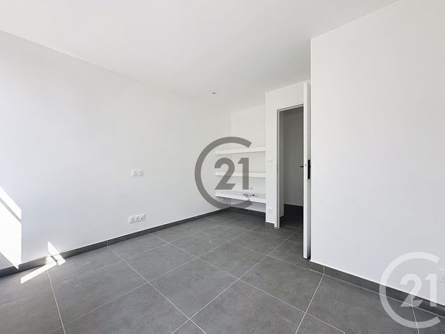 Appartement à louer - 3 pièces - 66.59 m2 - ST CLEMENT - 89 - BOURGOGNE - Century 21 Martinot Immobilier