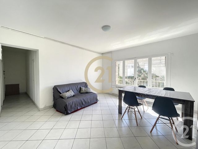 Appartement F1 à louer - 1 pièce - 30.95 m2 - SENS - 89 - BOURGOGNE - Century 21 Martinot Immobilier