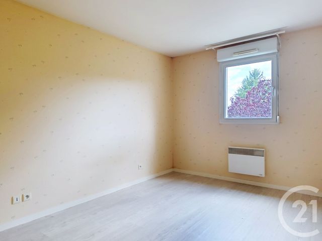 Appartement F2 à vendre - 2 pièces - 47.58 m2 - VILLENEUVE SUR YONNE - 89 - BOURGOGNE - Century 21 Martinot Immobilier