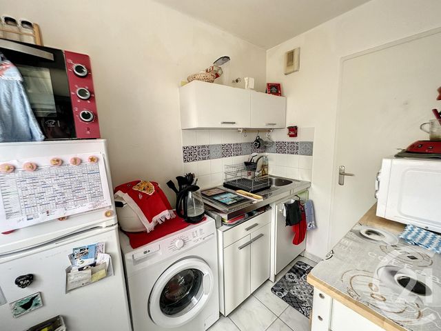 Appartement F2 à vendre - 2 pièces - 47.58 m2 - VILLENEUVE SUR YONNE - 89 - BOURGOGNE - Century 21 Martinot Immobilier