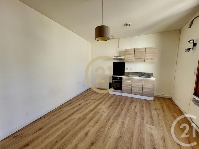 maison à louer - 2 pièces - 27.0 m2 - SENS - 89 - BOURGOGNE - Century 21 Martinot Immobilier