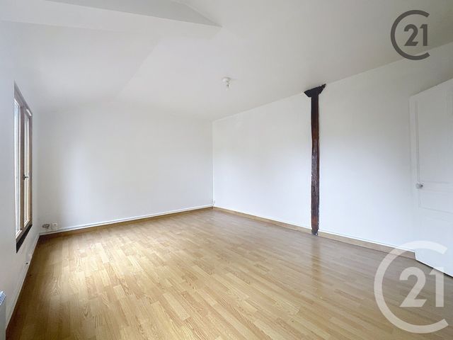 Appartement F3 à louer - 3 pièces - 65.0 m2 - VILLENEUVE SUR YONNE - 89 - BOURGOGNE - Century 21 Martinot Immobilier