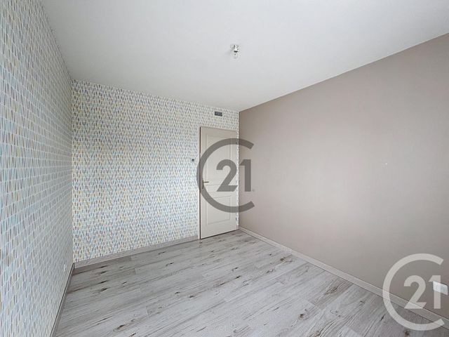 maison à louer - 6 pièces - 130.0 m2 - LES CLERIMOIS - 89 - BOURGOGNE - Century 21 Martinot Immobilier