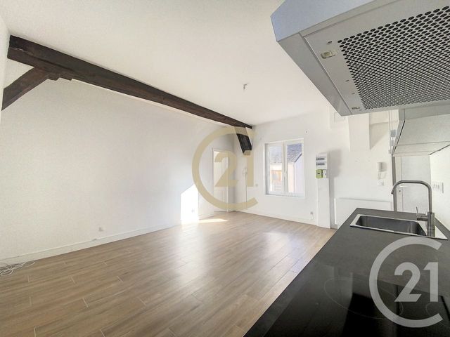 Appartement à louer - 2 pièces - 49.0 m2 - SENS - 89 - BOURGOGNE - Century 21 Martinot Immobilier