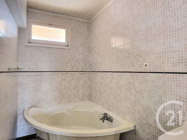 Appartement F3 à vendre - 3 pièces - 95.02 m2 - SENS - 89 - BOURGOGNE - Century 21 Martinot Immobilier