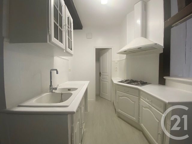 Appartement à louer - 2 pièces - 45.2 m2 - SENS - 89 - BOURGOGNE - Century 21 Martinot Immobilier