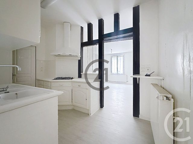 Appartement à louer - 2 pièces - 45.2 m2 - SENS - 89 - BOURGOGNE - Century 21 Martinot Immobilier