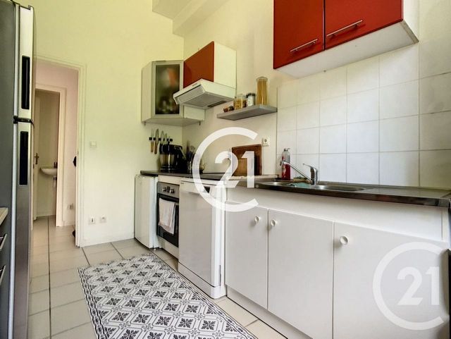Appartement Duplex à louer - 2 pièces - 71.0 m2 - PASSY - 89 - BOURGOGNE - Century 21 Martinot Immobilier