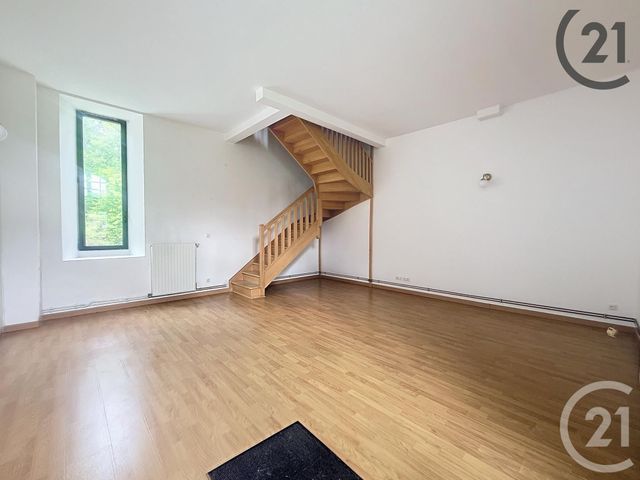 Appartement Duplex à louer - 2 pièces - 71.0 m2 - PASSY - 89 - BOURGOGNE - Century 21 Martinot Immobilier