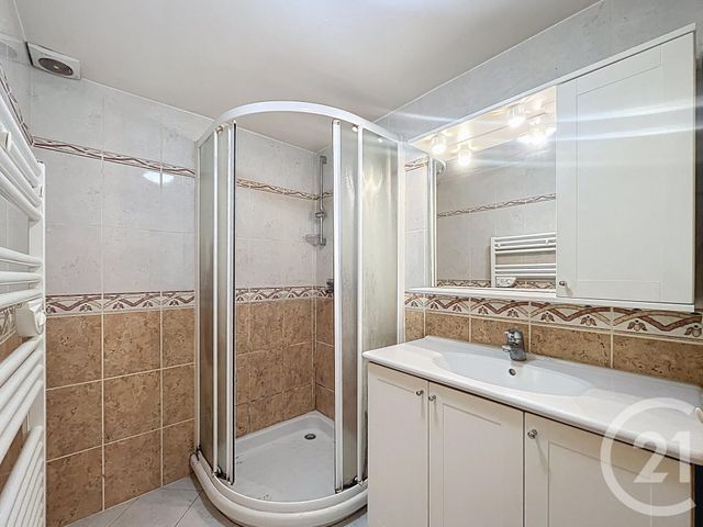 Appartement à vendre - 2 pièces - 44.09 m2 - SAVIGNY SUR CLAIRIS - 89 - BOURGOGNE - Century 21 Martinot Immobilier