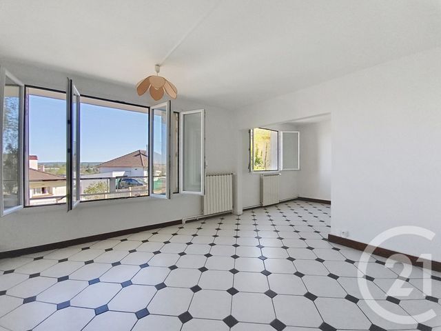 Appartement F4 à vendre - 5 pièces - 90.14 m2 - PARON - 89 - BOURGOGNE - Century 21 Martinot Immobilier