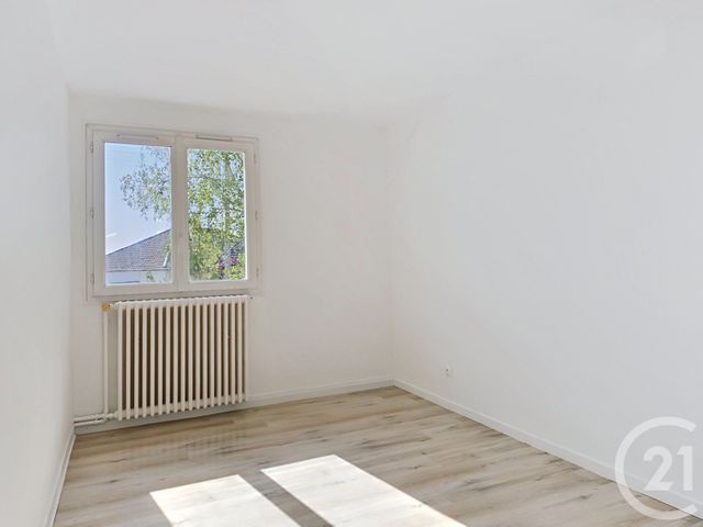 Appartement F4 à vendre - 5 pièces - 90.14 m2 - PARON - 89 - BOURGOGNE - Century 21 Martinot Immobilier