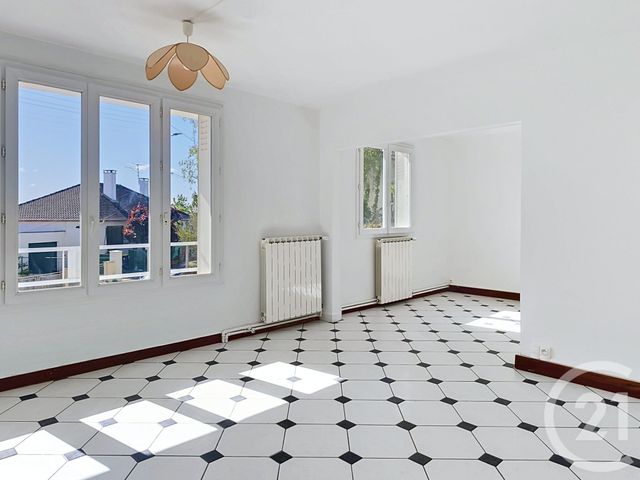 Appartement F4 à vendre - 5 pièces - 90.14 m2 - PARON - 89 - BOURGOGNE - Century 21 Martinot Immobilier