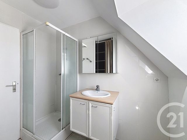 Appartement F2 à vendre - 2 pièces - 39.98 m2 - SENS - 89 - BOURGOGNE - Century 21 Martinot Immobilier