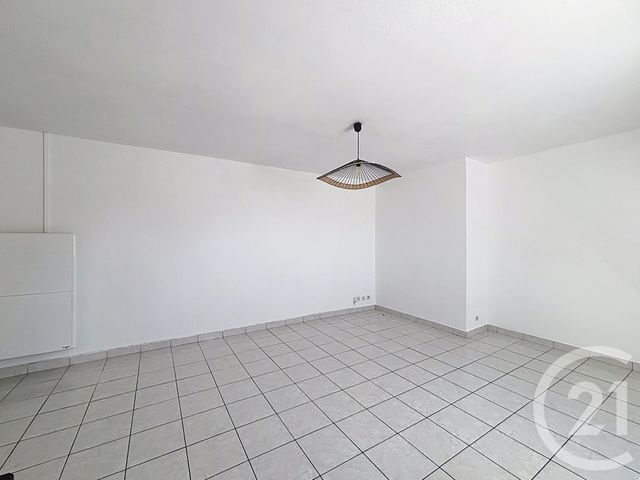 Appartement F2 à vendre - 2 pièces - 39.98 m2 - SENS - 89 - BOURGOGNE - Century 21 Martinot Immobilier