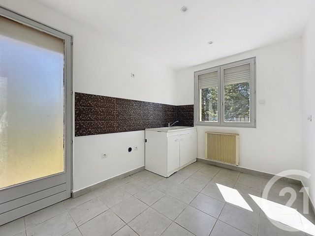 maison à louer - 3 pièces - 70.0 m2 - SENS - 89 - BOURGOGNE - Century 21 Martinot Immobilier