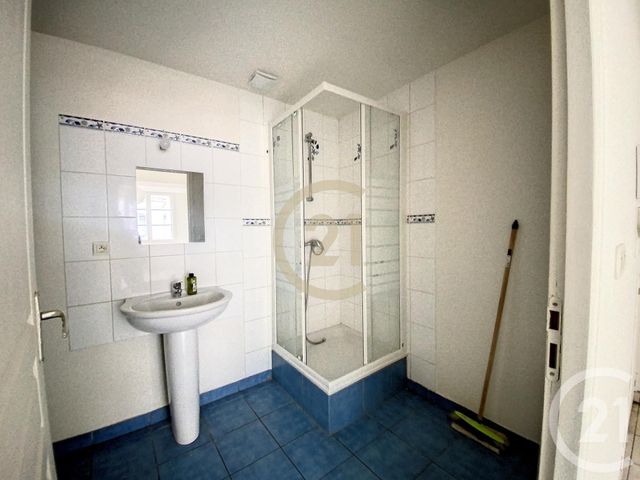 Appartement à louer - 2 pièces - 36.0 m2 - SENS - 89 - BOURGOGNE - Century 21 Martinot Immobilier