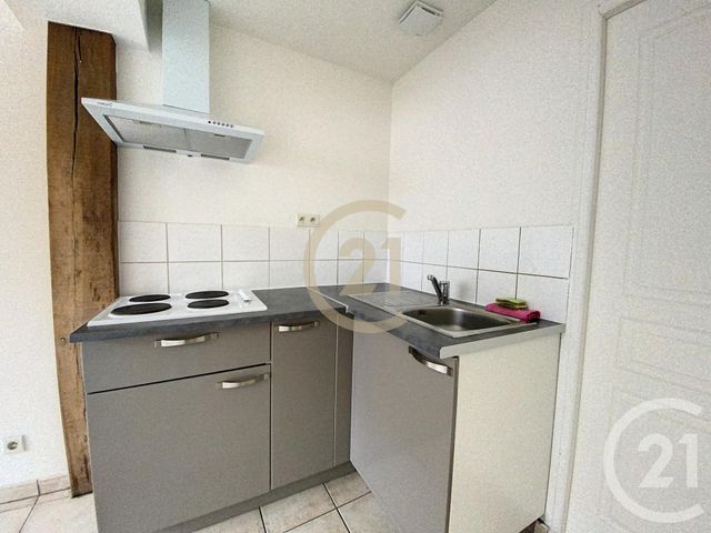 Appartement à louer - 2 pièces - 36.0 m2 - SENS - 89 - BOURGOGNE - Century 21 Martinot Immobilier