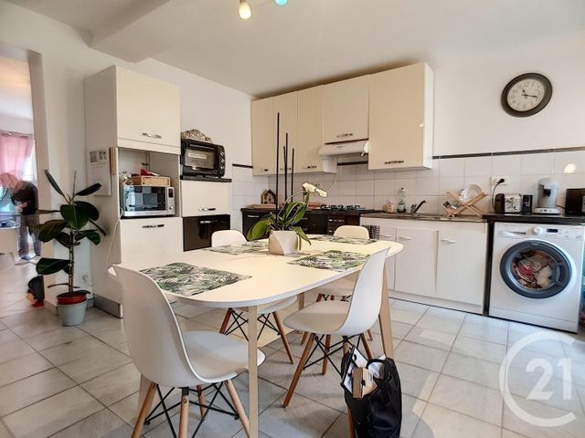 Appartement à louer - 3 pièces - 76.0 m2 - GRON - 89 - BOURGOGNE - Century 21 Martinot Immobilier