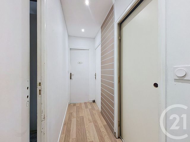 Appartement F3 à vendre - 3 pièces - 60.42 m2 - ST VALERIEN - 89 - BOURGOGNE - Century 21 Martinot Immobilier