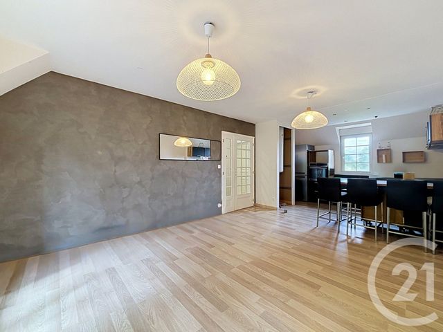 Appartement F3 à vendre - 3 pièces - 60.42 m2 - ST VALERIEN - 89 - BOURGOGNE - Century 21 Martinot Immobilier
