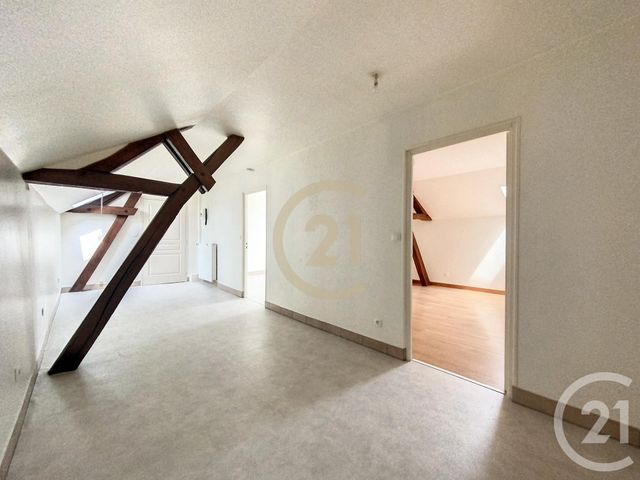Appartement à louer - 3 pièces - 53.0 m2 - FONTAINE LA GAILLARDE - 89 - BOURGOGNE - Century 21 Martinot Immobilier