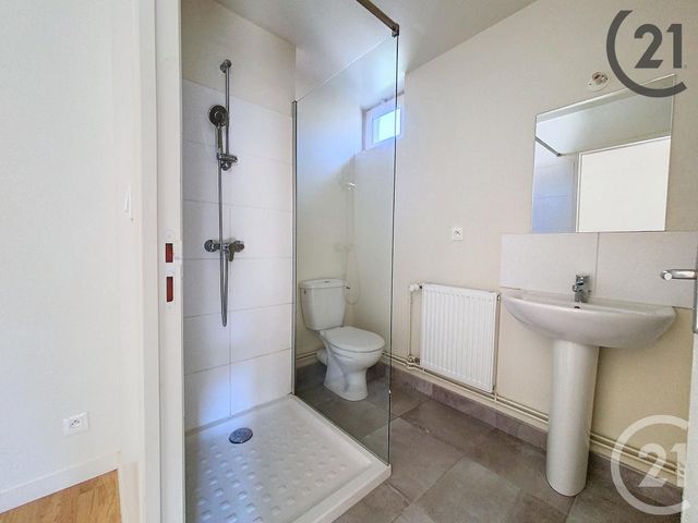 Appartement F1 à louer - 1 pièce - 27.5 m2 - SENS - 89 - BOURGOGNE - Century 21 Martinot Immobilier