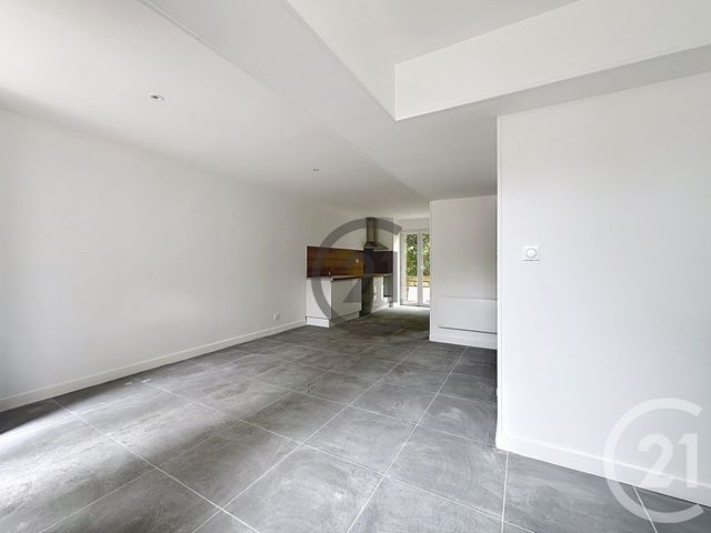 Appartement F2 à louer - 2 pièces - 39.51 m2 - SENS - 89 - BOURGOGNE - Century 21 Martinot Immobilier