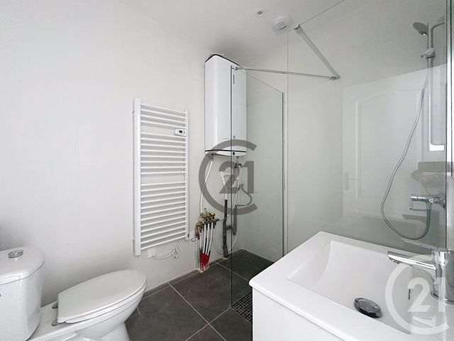 Appartement F2 à louer - 2 pièces - 39.51 m2 - SENS - 89 - BOURGOGNE - Century 21 Martinot Immobilier