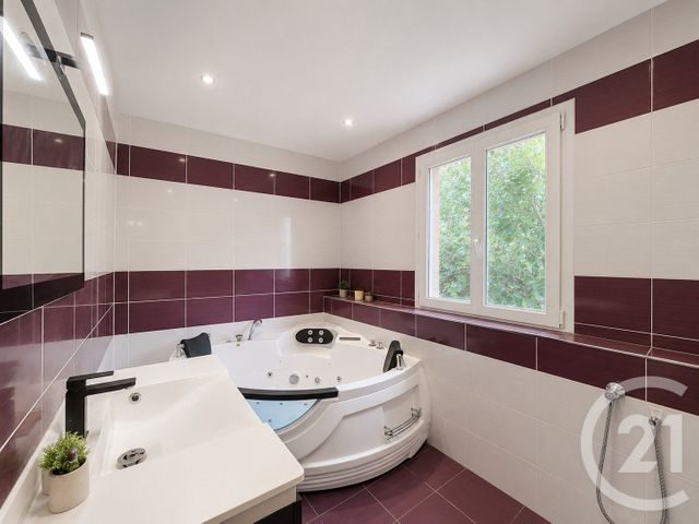maison à vendre - 6 pièces - 155.0 m2 - PONT SUR YONNE - 89 - BOURGOGNE - Century 21 Martinot Immobilier