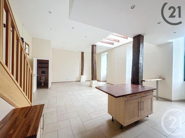 Appartement F4 à louer - 4 pièces - 108.0 m2 - PASSY - 89 - BOURGOGNE - Century 21 Martinot Immobilier