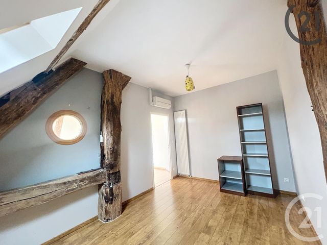 Appartement F4 à louer - 4 pièces - 108.0 m2 - PASSY - 89 - BOURGOGNE - Century 21 Martinot Immobilier