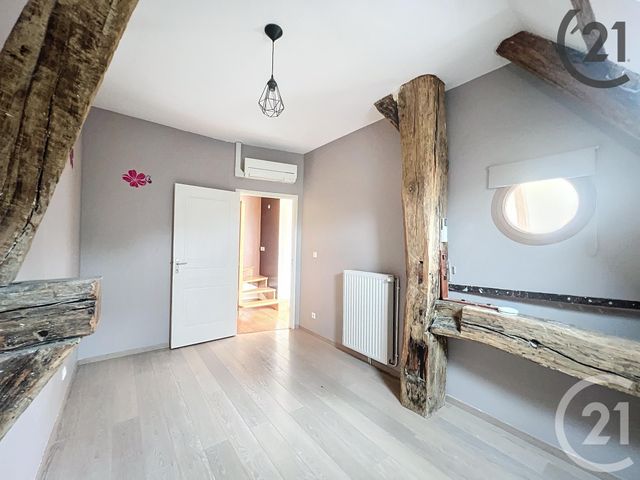Appartement F4 à louer - 4 pièces - 108.0 m2 - PASSY - 89 - BOURGOGNE - Century 21 Martinot Immobilier