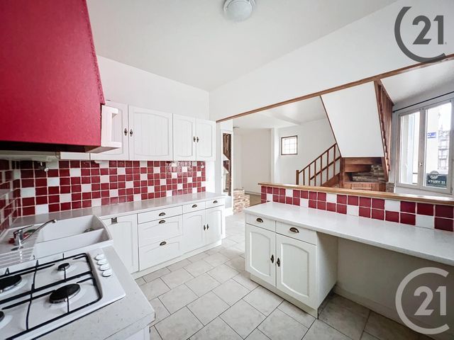 Appartement F3 à louer VILLENEUVE SUR YONNE