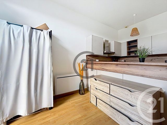 Appartement F3 à louer - 3 pièces - 64.0 m2 - SENS - 89 - BOURGOGNE - Century 21 Martinot Immobilier