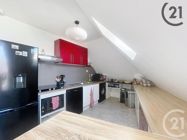 Appartement F3 à louer - 3 pièces - 58.0 m2 - SENS - 89 - BOURGOGNE - Century 21 Martinot Immobilier