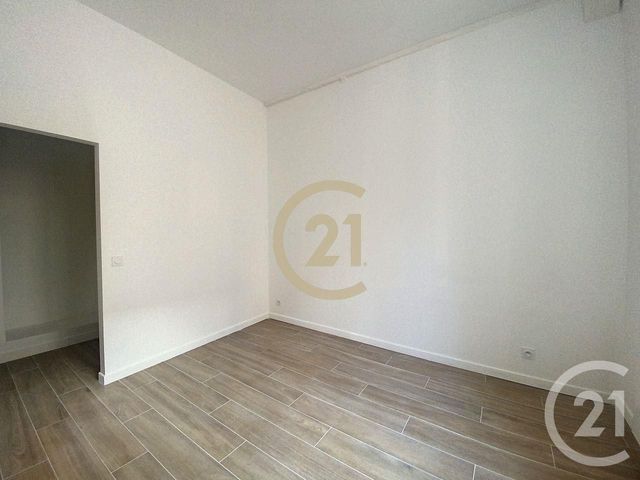 Appartement F2 à louer - 2 pièces - 45.0 m2 - SENS - 89 - BOURGOGNE - Century 21 Martinot Immobilier
