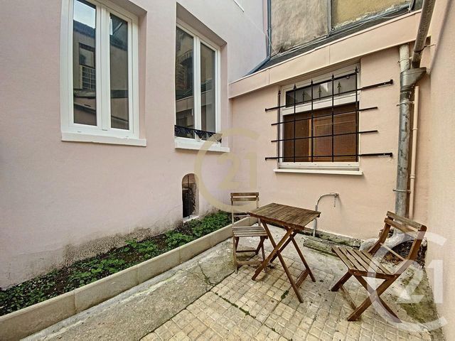 Appartement F2 à louer - 2 pièces - 45.0 m2 - SENS - 89 - BOURGOGNE - Century 21 Martinot Immobilier