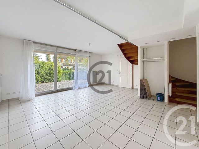 maison à louer - 4 pièces - 110.0 m2 - SENS - 89 - BOURGOGNE - Century 21 Martinot Immobilier