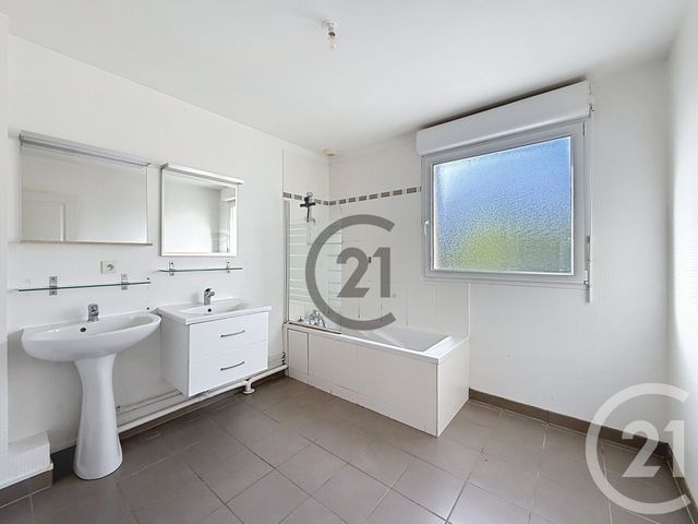 maison à louer - 4 pièces - 110.0 m2 - SENS - 89 - BOURGOGNE - Century 21 Martinot Immobilier
