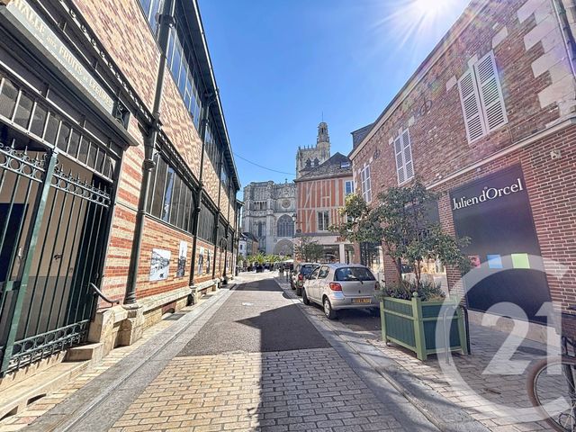 Appartement F2 bis à vendre - 3 pièces - 57.13 m2 - SENS - 89 - BOURGOGNE - Century 21 Martinot Immobilier