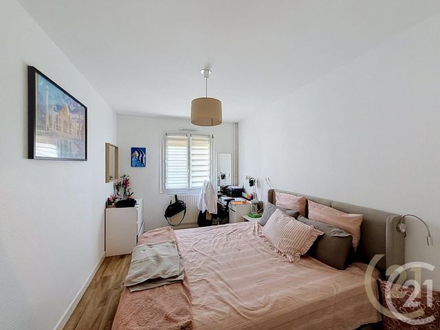 Appartement F4 à vendre - 4 pièces - 83.0 m2 - SENS - 89 - BOURGOGNE - Century 21 Martinot Immobilier